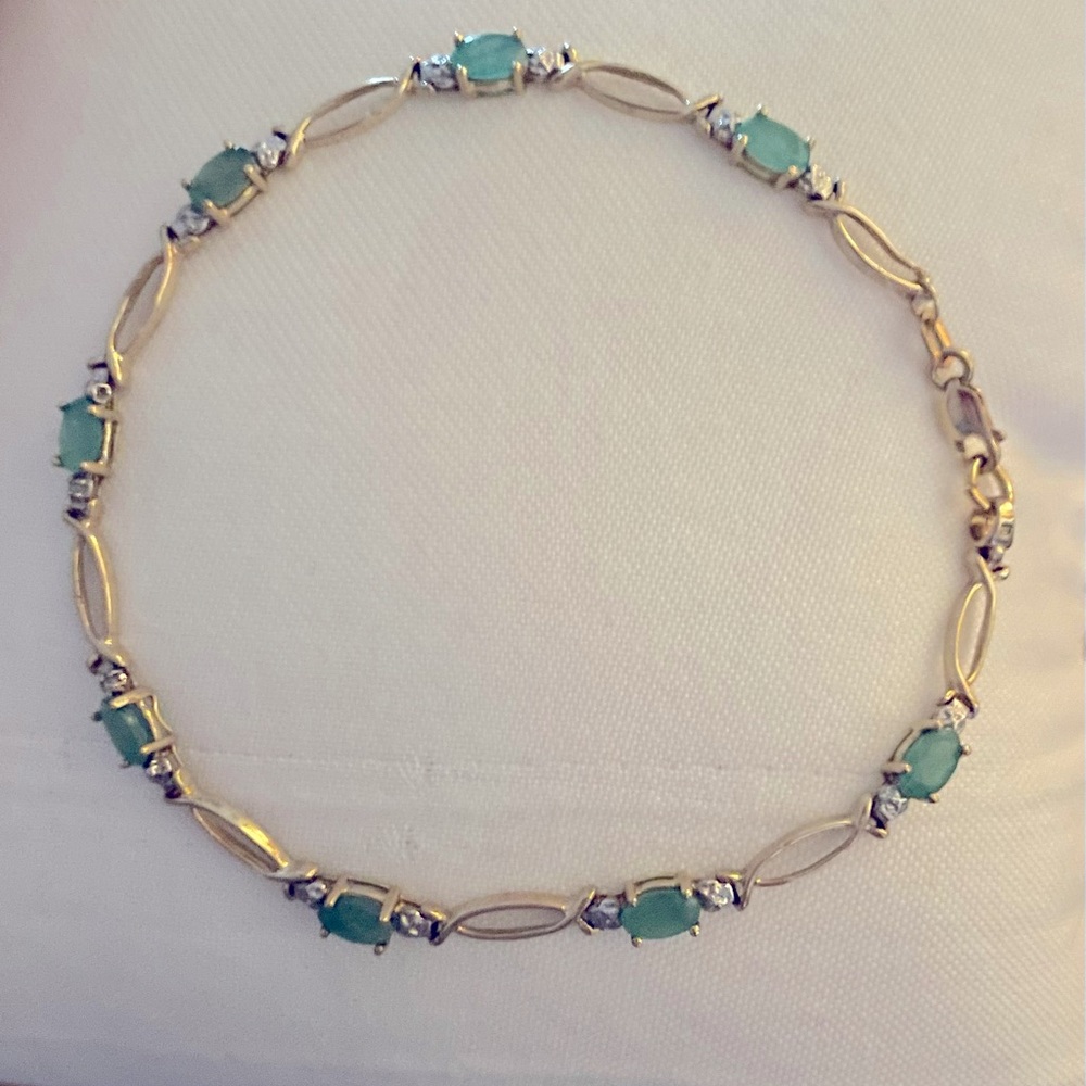 10K Emerald and diamond bracelet